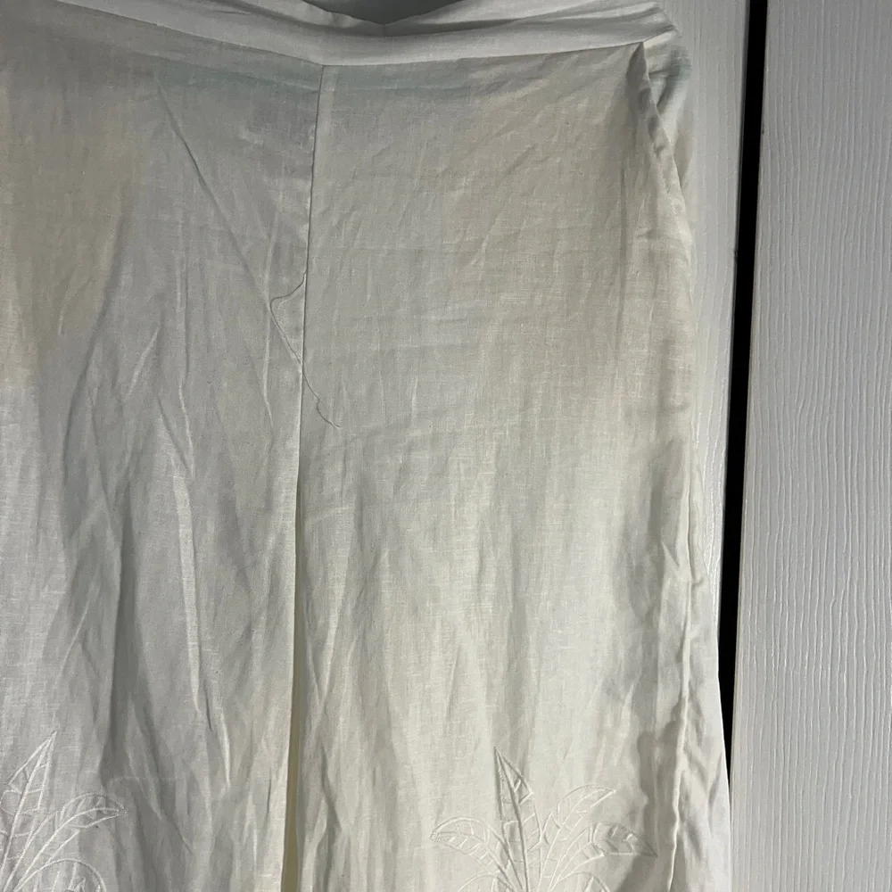 Calypso St. Barth White Cropped Pants - Picture 5 of 12